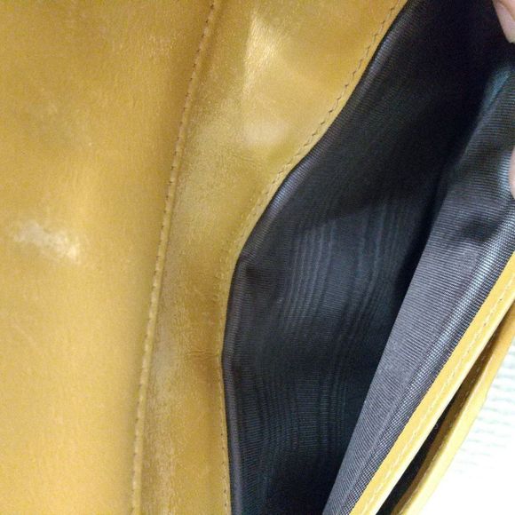 Authentic GUCCI Tan & Brown Canvas & Leather Long Wallet - Picture 6 of 11